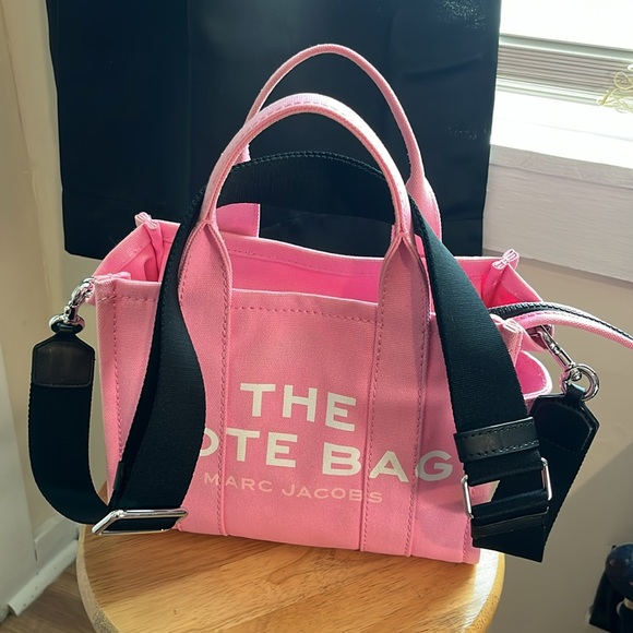Marc Jacobs Small Pink Tote Bag ( canvas ) - Picture 2 of 12